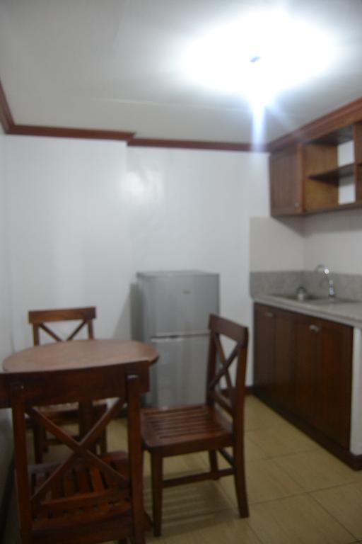 Isabelle Royale Paranaque Paranaque City Exterior photo