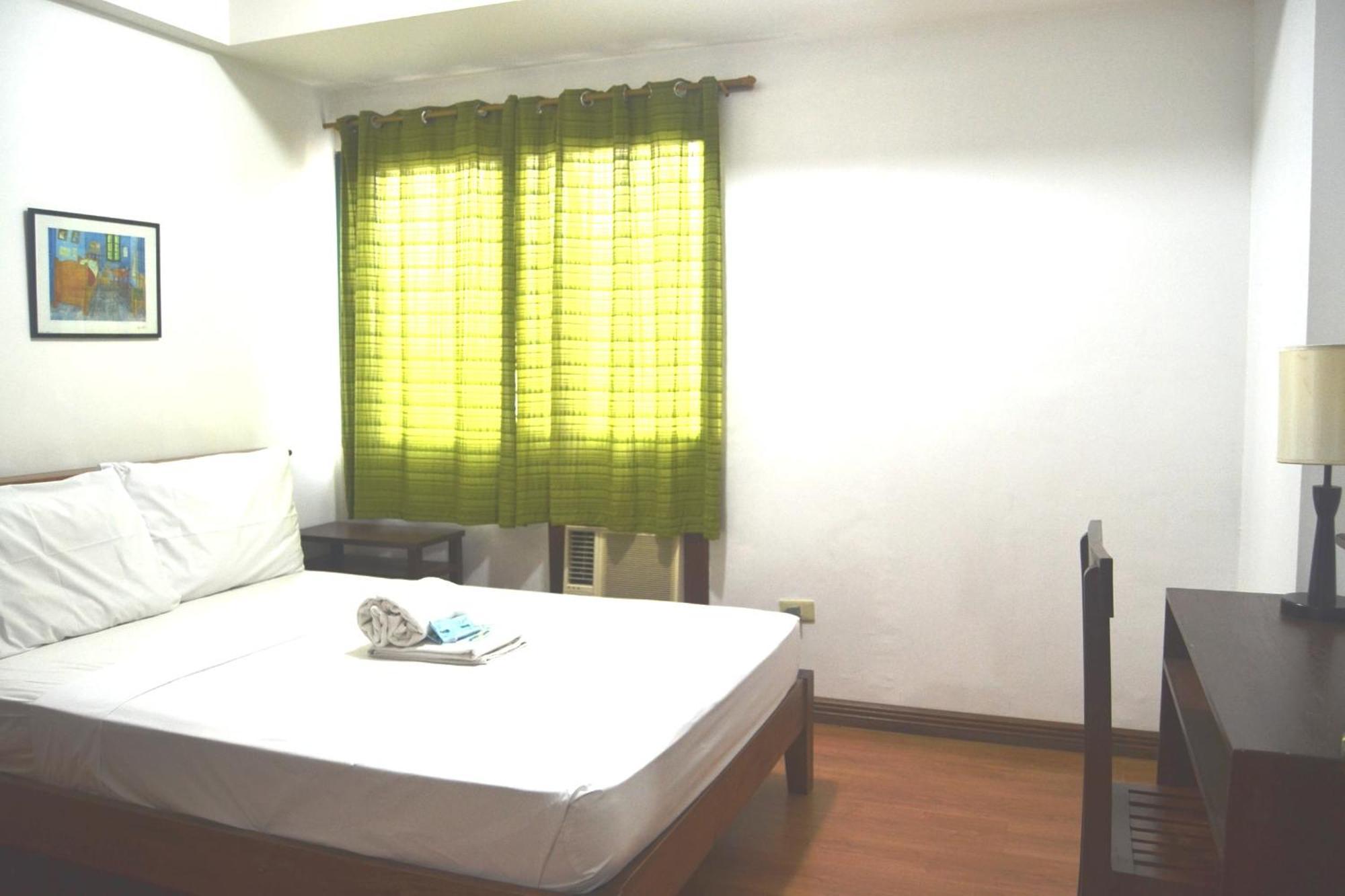 Isabelle Royale Paranaque Paranaque City Exterior photo