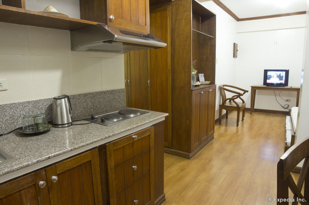 Isabelle Royale Paranaque Paranaque City Exterior photo
